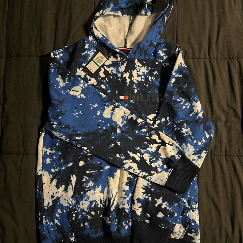 Tommy Hilfiger kids hoodie size 16/18